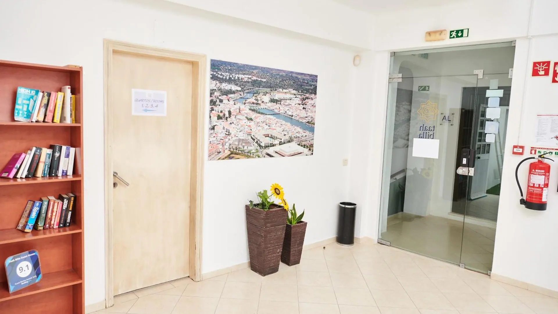 Taah Billa Guest House Tavira
